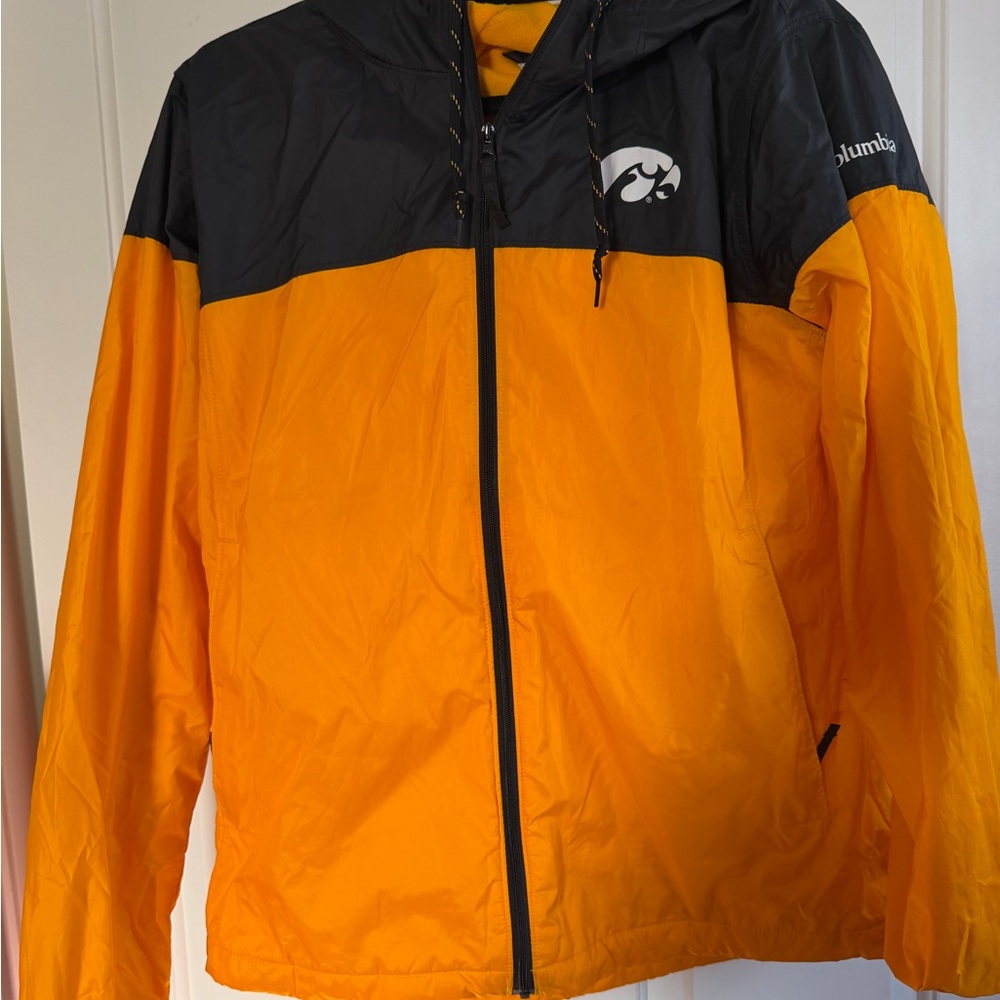Iowa Hawkeyes Columbia Men's Yellow and Black Jacket